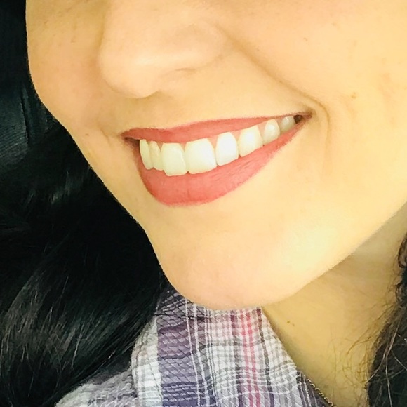 Meet your Posher, Jenni - Picture 2 of 2